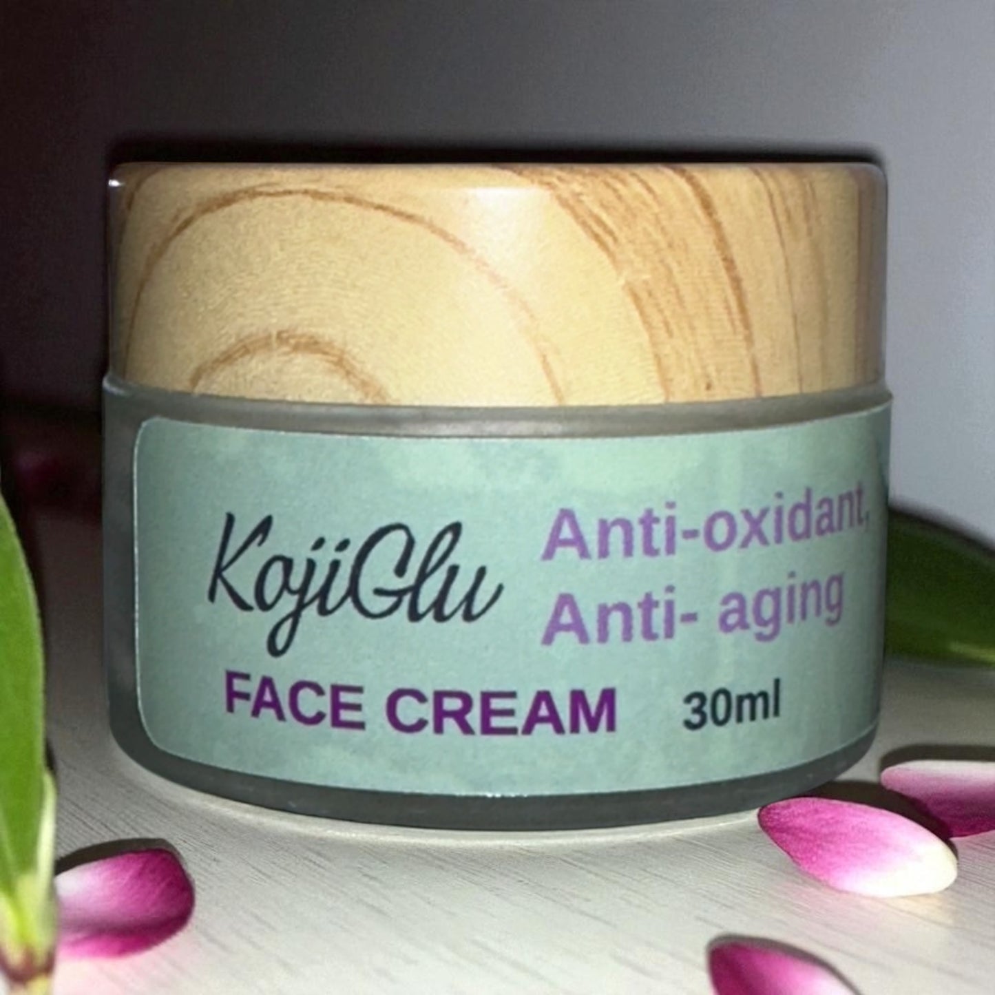 KojiGlu Face cream 30 Gram kojic + glutathione cream.