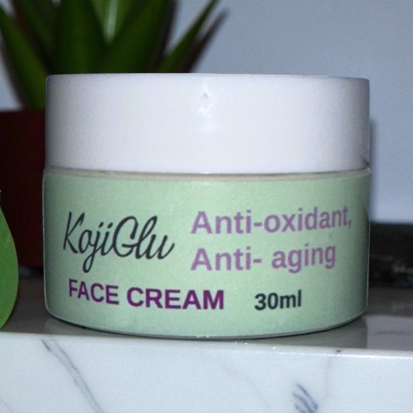 KojiGlu Face cream 30 Gram kojic + glutathione cream.