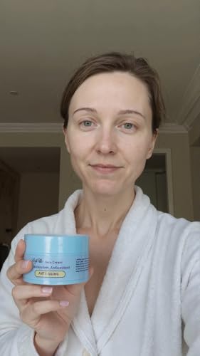 Kojiglu Anti-Aging Face Cream, Moisturizer with Antioxidants, Firming & Line-Reducing Formula