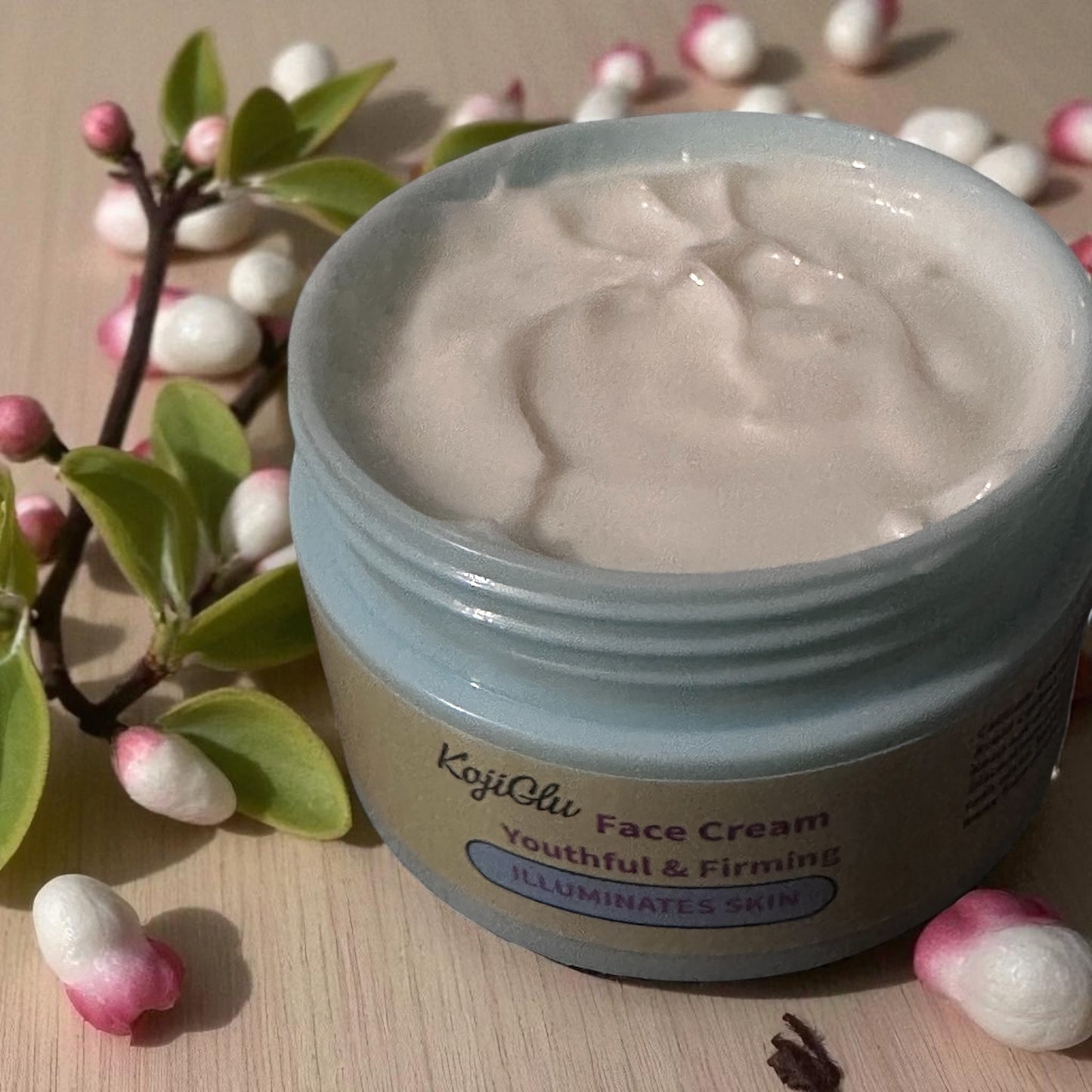 KOJIGLU Antioxudant, Anti-Aging Face Cream, Moisturizer with Antioxidants, Firming & Line-Reducing Formula.